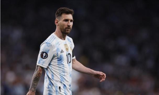 34岁消防员勇救两名落水者牺牲 哥哥一声“弟弟走好”引百万网友悼念｜封面头条